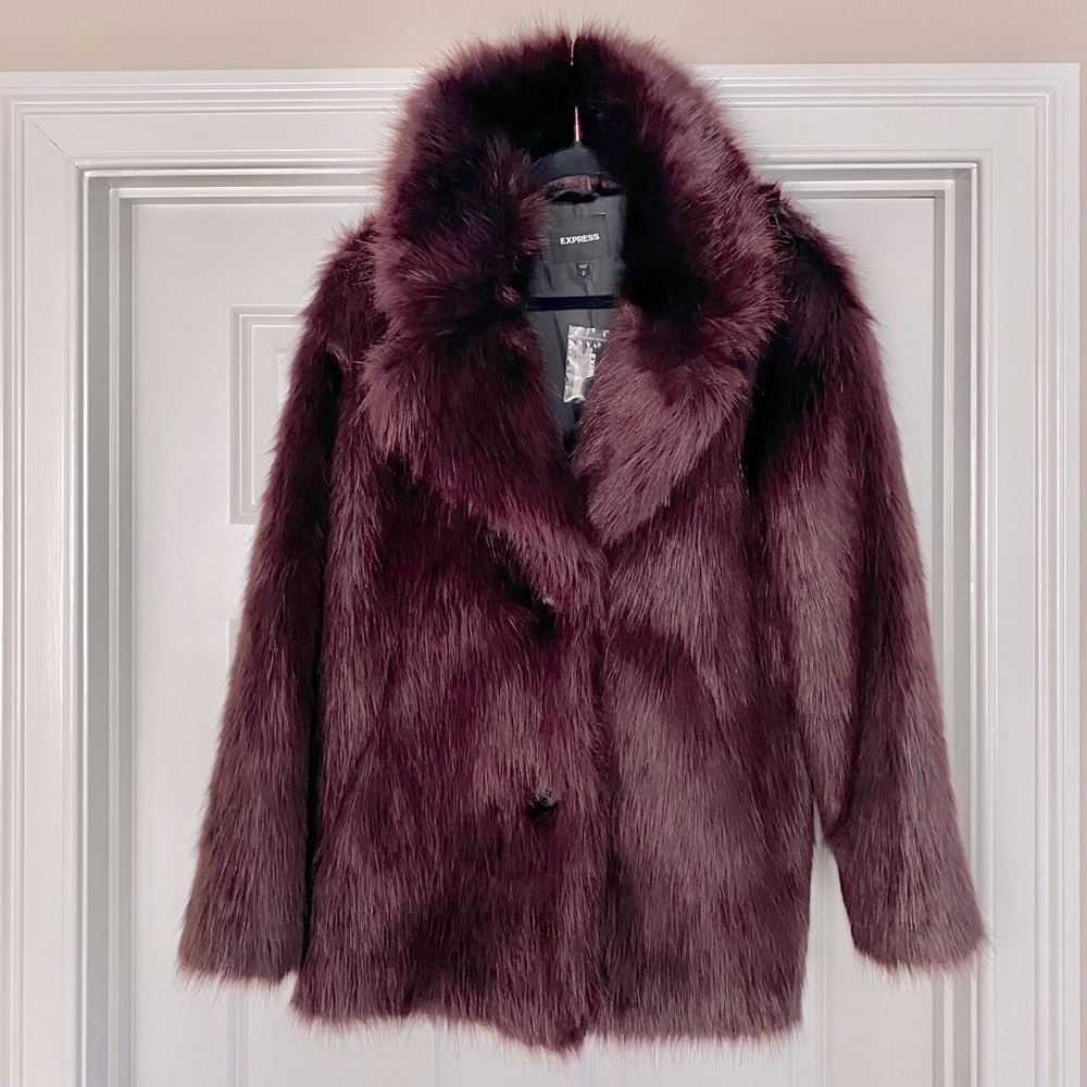 NWT EXPRESS faux fur evening coat jacket in merlot- Small